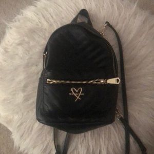 Black mini VS Backpack